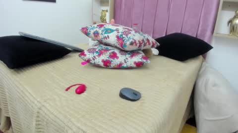 sexybrown_2005 online show from December 28, 6:06 am