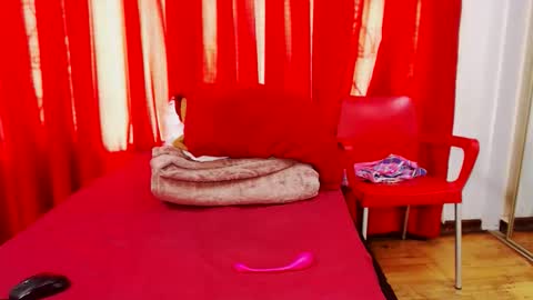 sexybustyboobs online show from November 13, 4:55 am