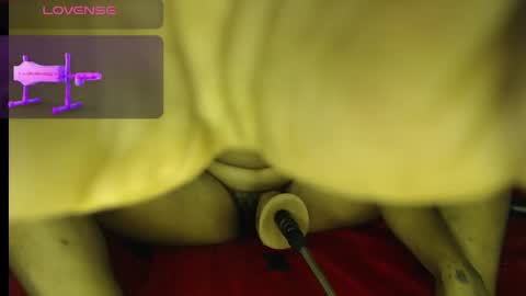 Snapshot of sexycabdy chatting on March 10, 11:53 am sexycabdy online show from March 10, 11:53 am