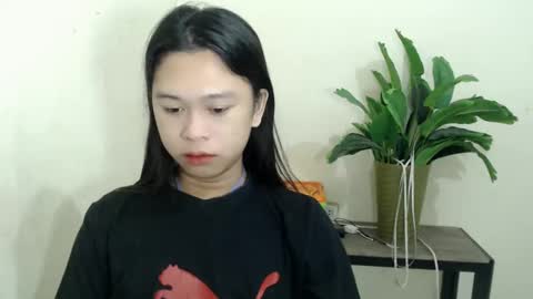 Snapshot of sexycale23 chatting on February 8, 4:57 pm hunting CALEfornian online show from February 8, 4:57 pm