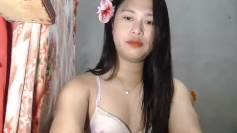 Snapshot of sexycale23 chatting on February 12, 10:32 am hunting CALEfornian online show from February 12, 10:32 am