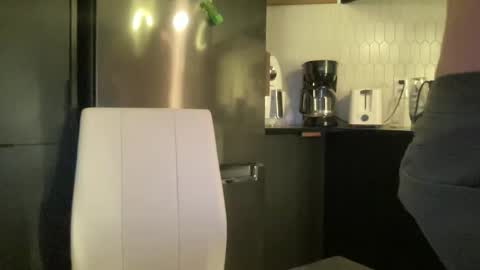 sexycanadian39 online show from February 28, 4:24 am