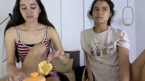 chanell and yina online show from May 8, 1:38 pm