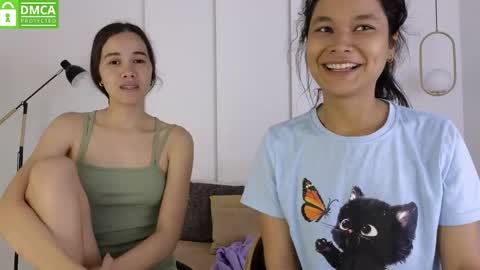 chanell and yina online show from May 13, 1:41 pm