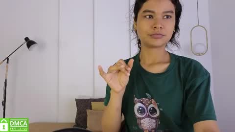 Snapshot of sexychanell_18 chatting on June 28, 1:28 pm chanell and yina online show from June 28, 1:28 pm