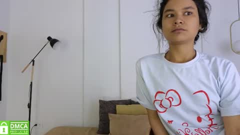 Snapshot of sexychanell_18 chatting on July 12, 1:35 pm chanell and yina online show from July 12, 1:35 pm