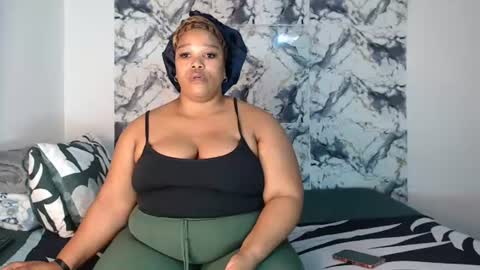 Snapshot of sexychill2000 chatting on July 7, 7:18 pm SEXYCHILL online show from July 7, 7:18 pm