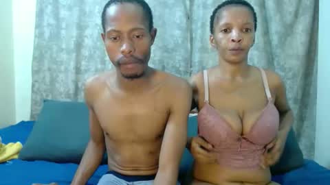 sexycouplexx01 online show from May 9, 6:24 pm