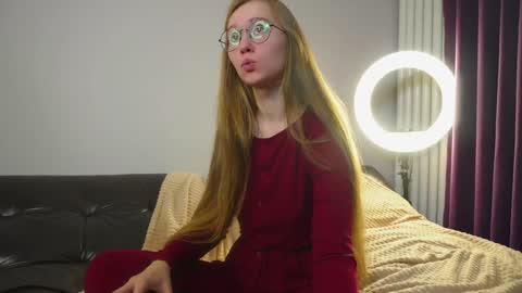 Snapshot of sexycutegirs chatting on October 4, 1:31 pm Hello my name is Merry every 200 subs - Hot show Fav patterns 577123 pvt open online show from October 4, 1:31 pm
