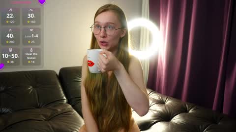 Snapshot of sexycutegirs chatting on October 7, 5:43 pm Hello my name is Merry every 200 subs - Hot show Fav patterns 577123 pvt open online show from October 7, 5:43 pm