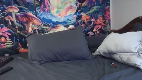 Snapshot of sexydarkhunter2 chatting on November 25, 9:48 pm Mike online show from November 25, 9:48 pm