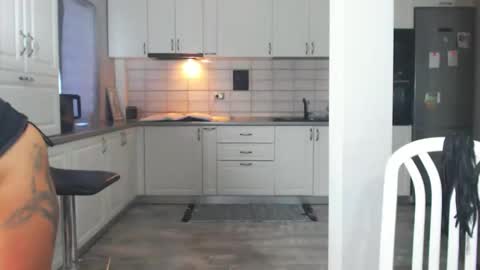 Snapshot of sexydomina chatting on January 9, 6:48 am sexylady online show from January 9, 6:48 am