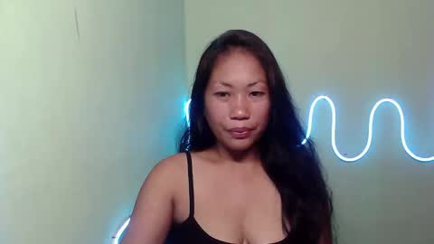 sexyemie29 online show from December 15, 3:22 am