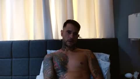 Snapshot of sexyfitdaddy chatting on September 22, 1:13 pm Sexy Fit Daddy online show from September 22, 1:13 pm