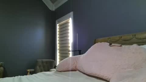 LisaisLuscious online show from March 13, 2:23 pm