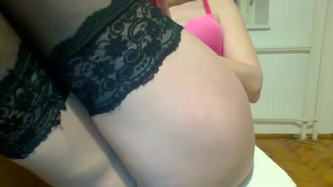 Snapshot of sexyfootlady chatting on February 5, 8:35 pm sexyfootlady online show from February 5, 8:35 pm