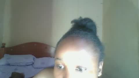 Snapshot of sexygee123 chatting on May 10, 8:03 pm sexygee123 online show from May 10, 8:03 pm