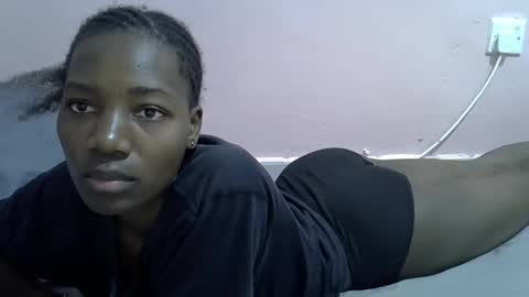 sexyghurl12 online show from February 28, 12:28 pm