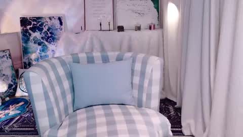 Snapshot of sexygirl_qinqin chatting on February 6, 2:31 pm sexygirl_qinqin online show from February 6, 2:31 pm