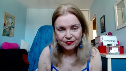 Jenny online show from May 2, 10:53 am