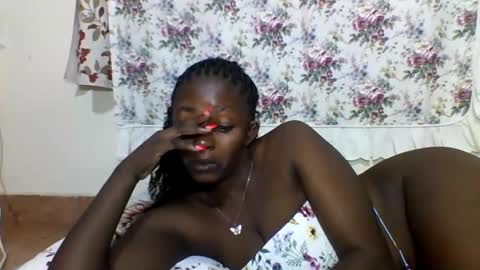 Snapshot of sexyjoane chatting on February 5, 5:52 am JOAN online show from February 5, 5:52 am