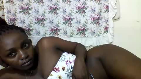 Snapshot of sexyjoane chatting on February 7, 1:36 am JOAN online show from February 7, 1:36 am