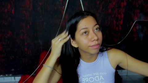 laura online show from December 28, 11:52 am