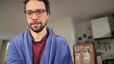 sexyleo8282 online show from October 17, 7:55 am