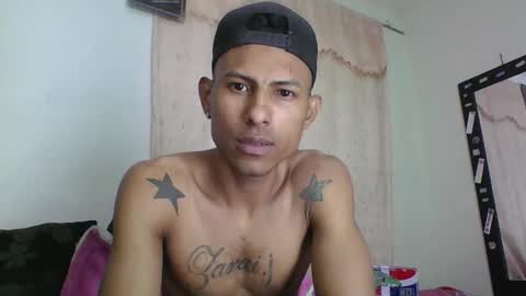 Snapshot of sexyleon69 chatting on November 12, 9:53 am Sexy leon online show from November 12, 9:53 am