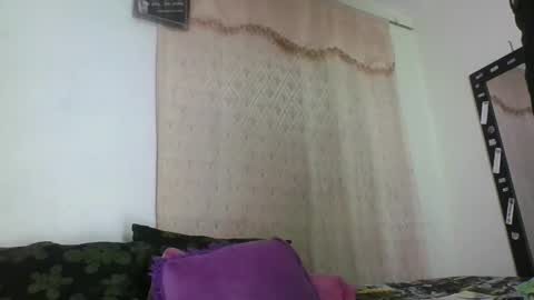 Snapshot of sexyleon69 chatting on December 3, 2:41 am Sexy leon online show from December 3, 2:41 am