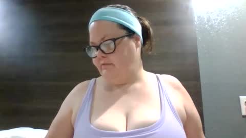 sexylil_bbw online show from April 5, 10:40 pm