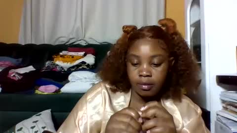 Snapshot of sexylo52 chatting on April 23, 11:53 am sexylo52 online show from April 23, 11:53 am
