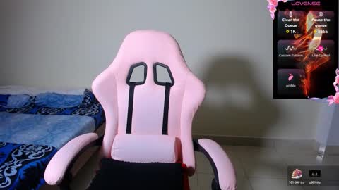 Snapshot of sexyloba_ chatting on December 20, 12:56 pm sexyloba independent model online show from December 20, 12:56 pm