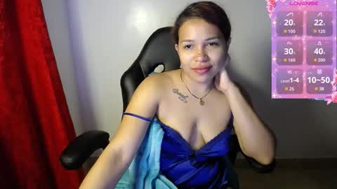 Snapshot of sexyloba_ chatting on February 4, 12:00 pm sexyloba independent model online show from February 4, 12:00 pm