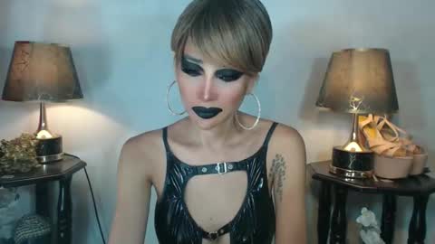 Queen Sofia online show from October 10, 5:28 am
