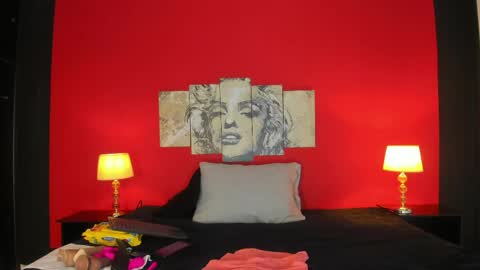 Luciana online show from April 17, 5:27 pm