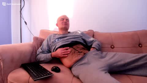 Snapshot of sexymaja77 chatting on January 4, 7:13 am David online show from January 4, 7:13 am