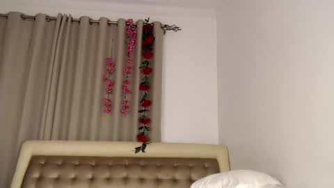 Melina online show from February 2, 1:02 am