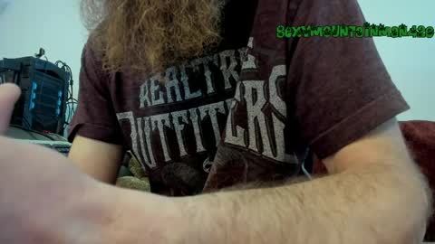 Sexymountainman420 online show from April 13, 10:04 pm