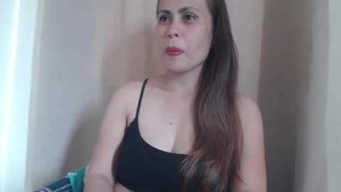 Snapshot of sexymye chatting on April 23, 4:24 am sexymye online show from April 23, 4:24 am