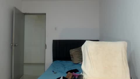 Snapshot of sexynatalia25 chatting on October 2, 1:01 am Natalia Duran online show from October 2, 1:01 am