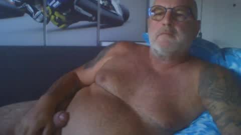 Snapshot of sexypaa chatting on July 19, 6:44 pm sexypaa online show from July 19, 6:44 pm