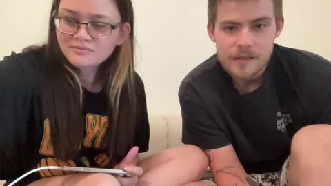 sexypanda3011 online show from March 30, 12:33 am