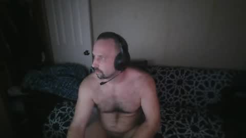 Snapshot of sexypeople4204u chatting on April 2, 11:46 pm sexypeople4204u online show from April 2, 11:46 pm