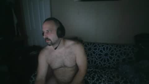 Snapshot of sexypeople4204u chatting on June 12, 9:19 am sexypeople4204u online show from June 12, 9:19 am
