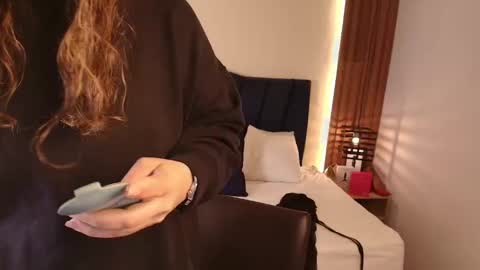 R A C H E L online show from March 22, 12:08 pm