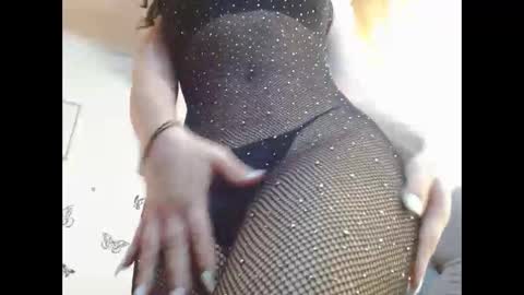Venus Independent Model online show from October 23, 5:44 pm