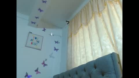 Venus Independent Model online show from January 13, 7:08 pm