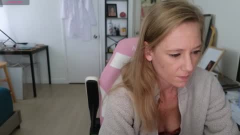 Snapshot of sexyscienceteacher90 chatting on November 3, 5:03 pm Miss Jasmine Baker - eXXXotica DC December 6th - 8th online show from November 3, 5:03 pm