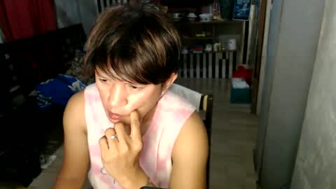 Snapshot of sexyseductionxx chatting on June 8, 4:40 pm carl online show from June 8, 4:40 pm